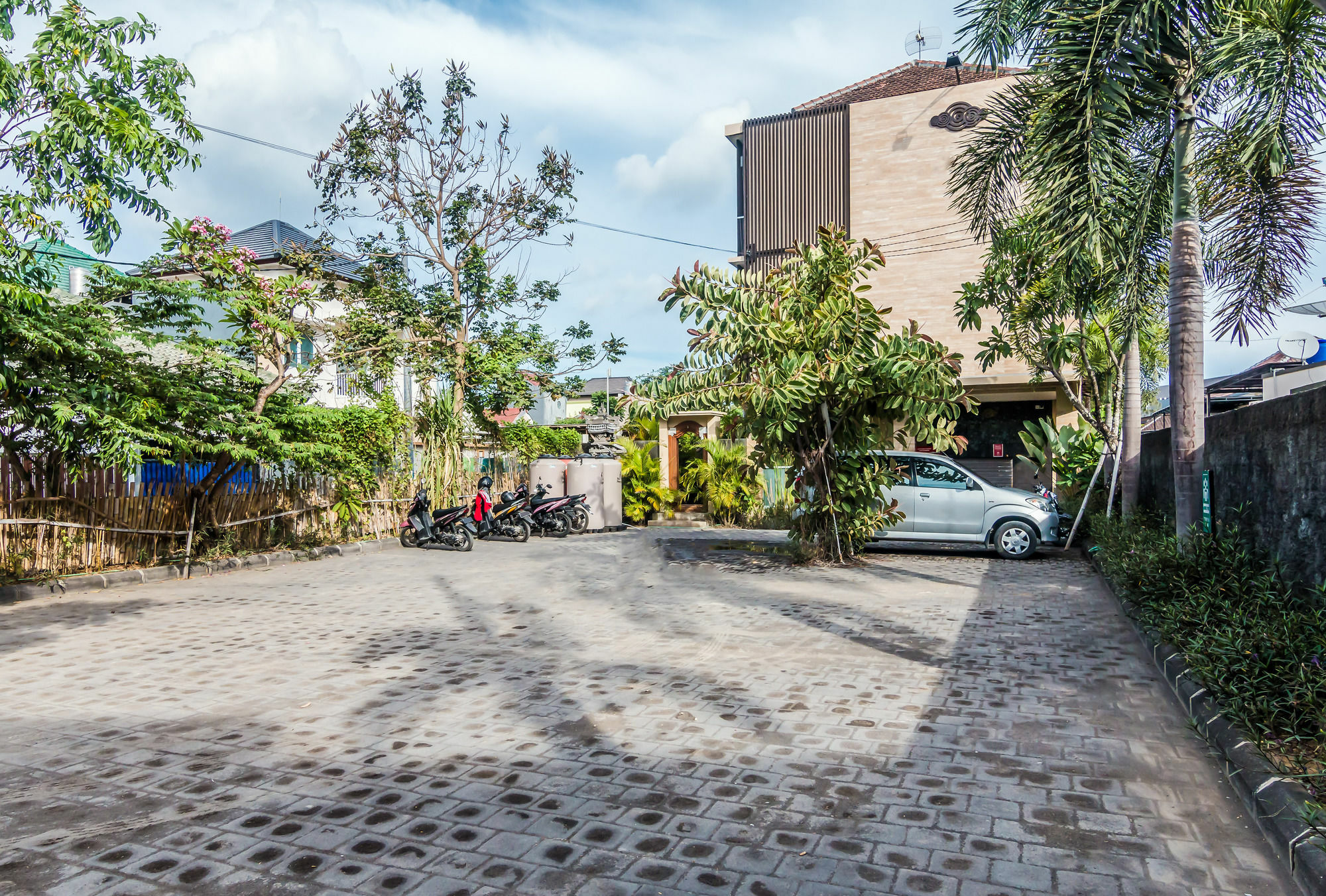 Zen Rooms Basic Jimbaran Taman Mulia Zewnętrze zdjęcie